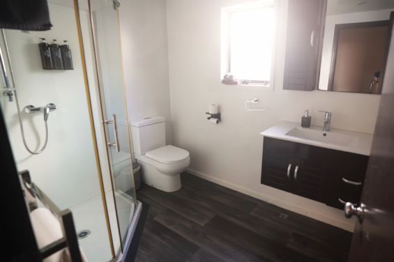 King Kitchen Studio bathroom