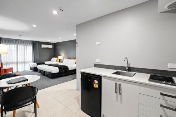 Interconnecting 2 Studios kitchen